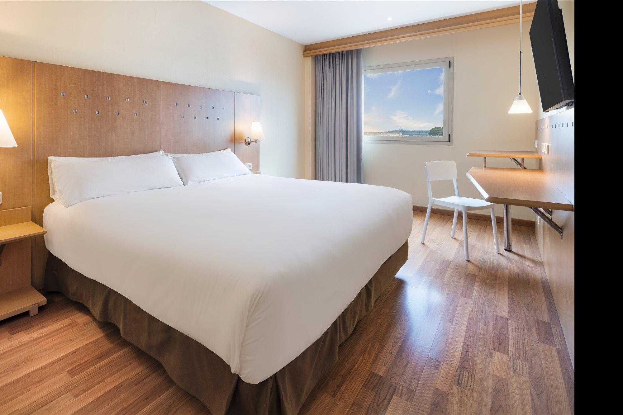 B&B Hotel Madrid Arganda アルガンダ・デル・レイ エクステリア 写真