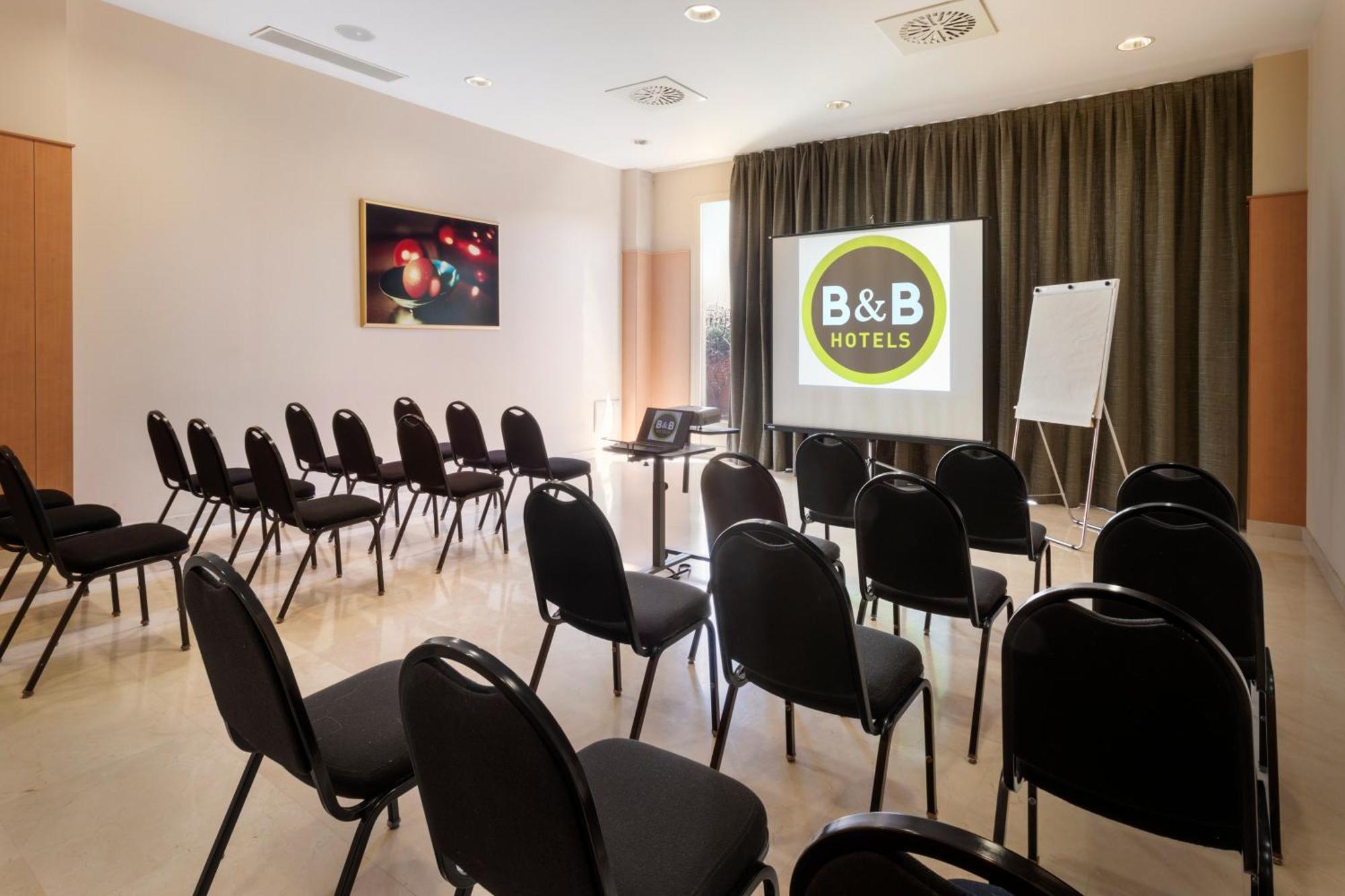 B&B Hotel Madrid Arganda アルガンダ・デル・レイ エクステリア 写真